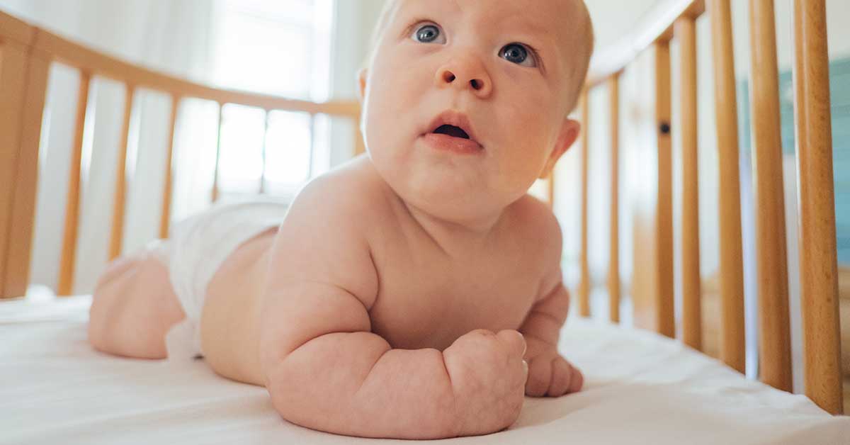 Dodot Pañales Bebé Sensitive Talla 2 (4-8 kg), 198 Pañales + 1 Pack de 40  Toallitas Gratis Cuidado Total Aqua, Absorción y Protección de la Piel de  Dodot, Pack Mensual : : Bebé