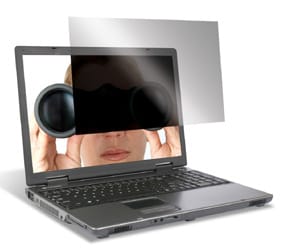Pantallas de ordenadores antiespías gracias a filtros de privacidad