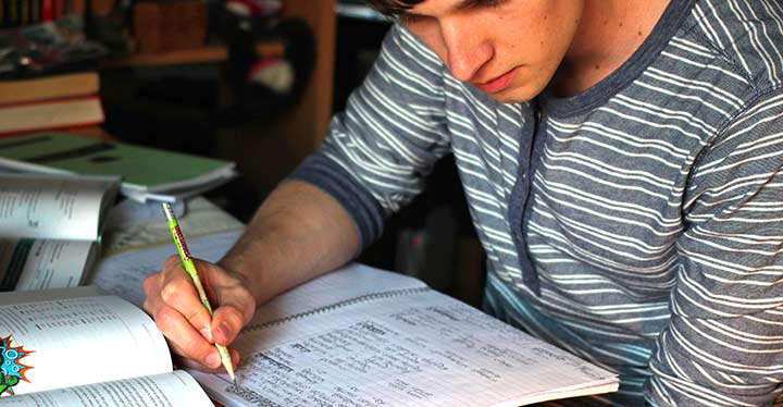 Cursos de español a inmigrantes para que encuentren trabajo