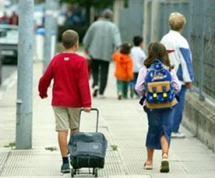 La 'vuelta al cole' de septiembre conlleva unos gastos de 640 euros de media por niño.