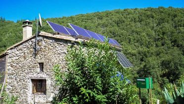 Europa quiere que haya paneles solares en todas las viviendas.