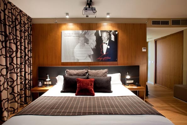 Hotel Astoria 7, habitación Hitckcock