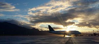 Los controladores paran el tráfico aéreo tras aprobarse la nueva gestión de los aeropuertos