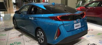 Los primeros Toyota Prius PHV híbridos llegan a España