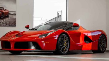 Conducir un Ferrari por 60 euros ya es posible en el Salón del Automóvil