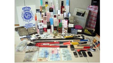 Robaban perfumerías y vendieron 200.000 euros en perfumes en Rumanía