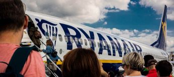 Ryanair vuelve a amenazar a Facua con los tribunales