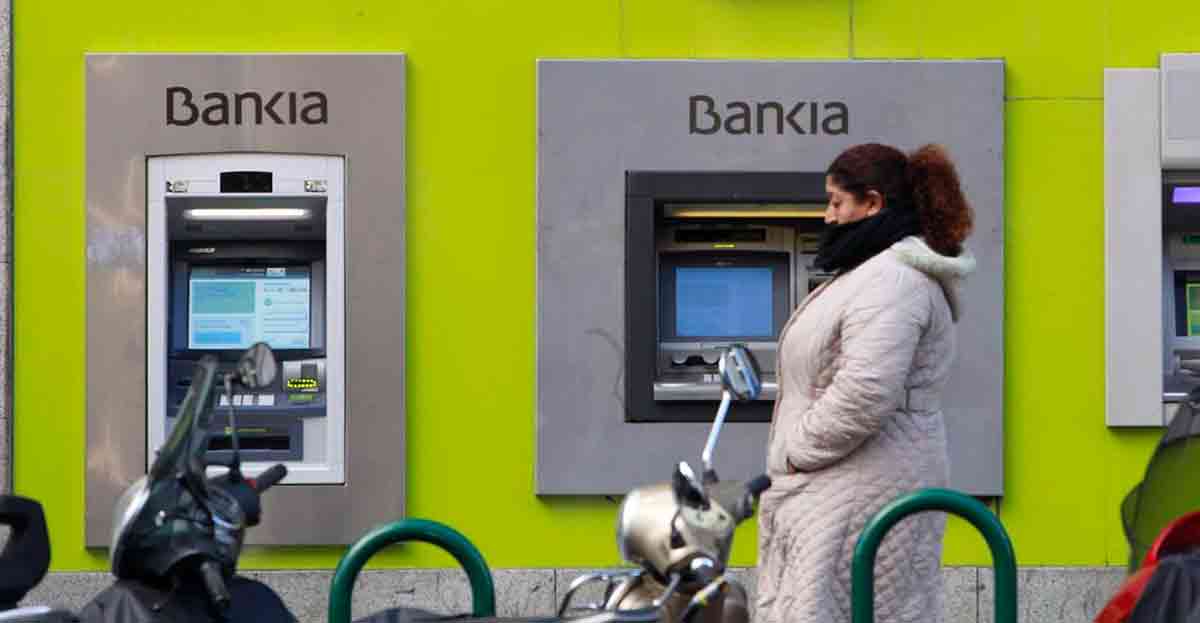 Bankia, Endesa, Iberdrola, Movistar o Vodafone optan a ser la peor empresa para los consumidores