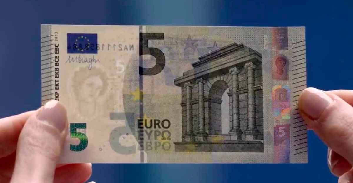 Ya puedes conocer el nuevo billete de 5 euros en la exposición del Banco de España