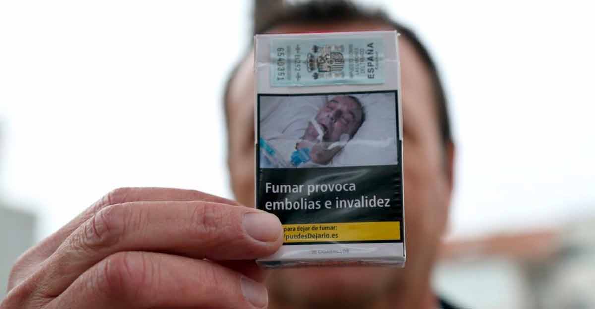 Las imágenes de las cajetillas de tabaco para incitar a dejar de fumar no funcionan