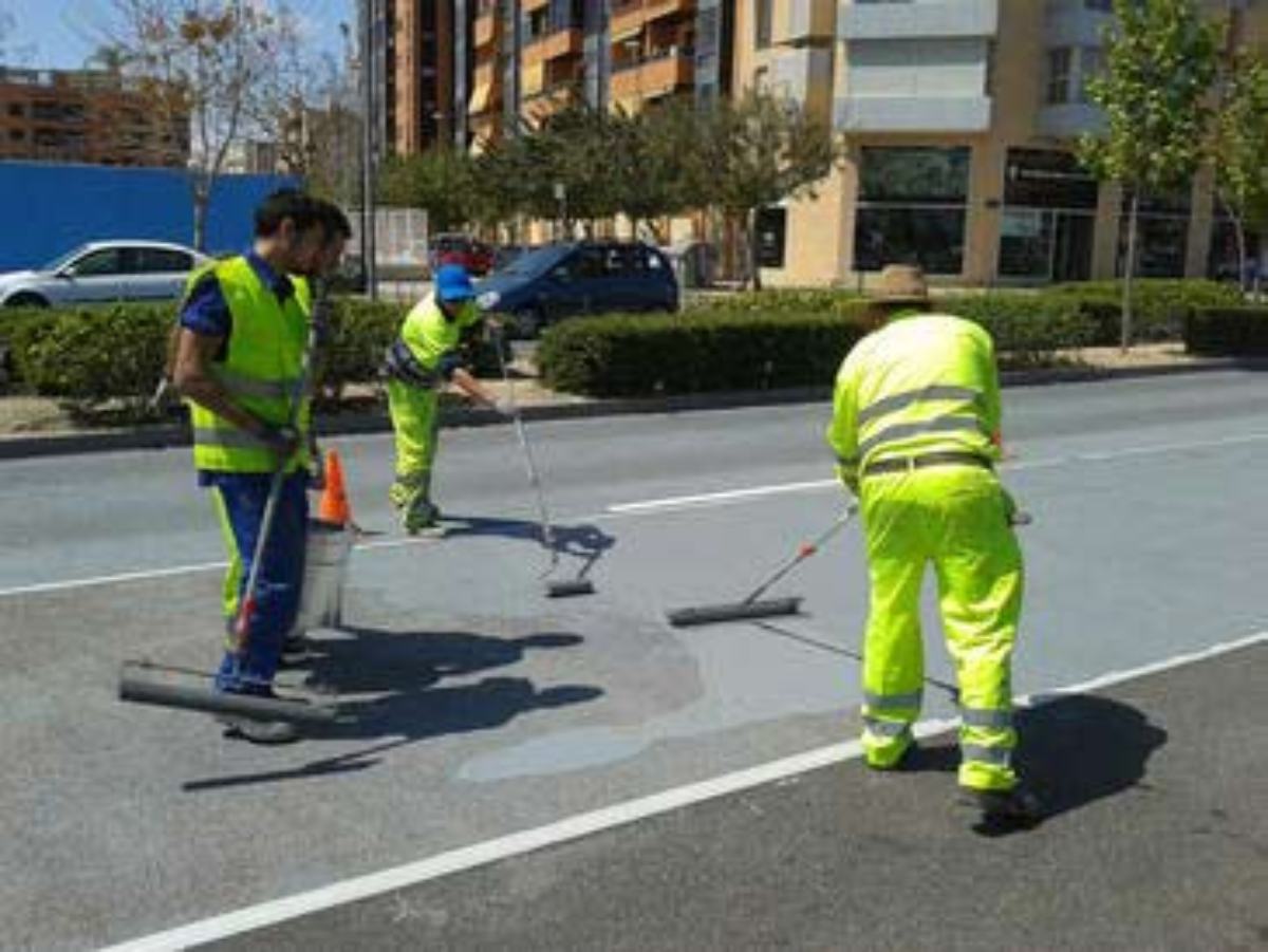 El producto de metacrilato que mejora la adherencia de la carretera.