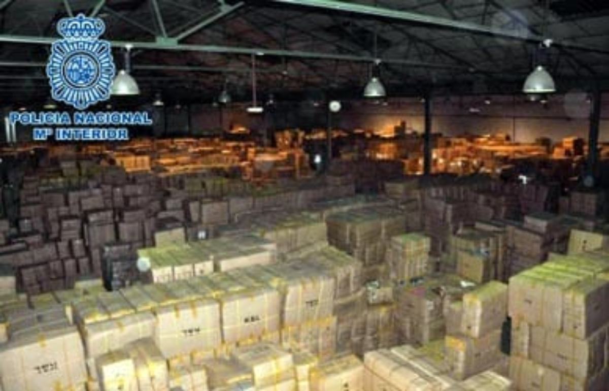 Nave industrial en Cobo Calleja donde se lavaba dinero procedente de la droga.