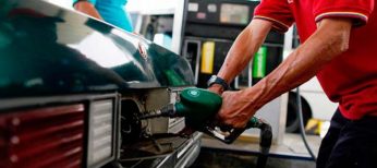 Investigan los precios de los combustibles por el 'efecto lunes' en las gasolineras