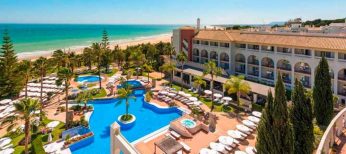 Pasar las vacaciones en un hotel de costa en España es más económico que hacerlo en Turquía, Chipre o Italia