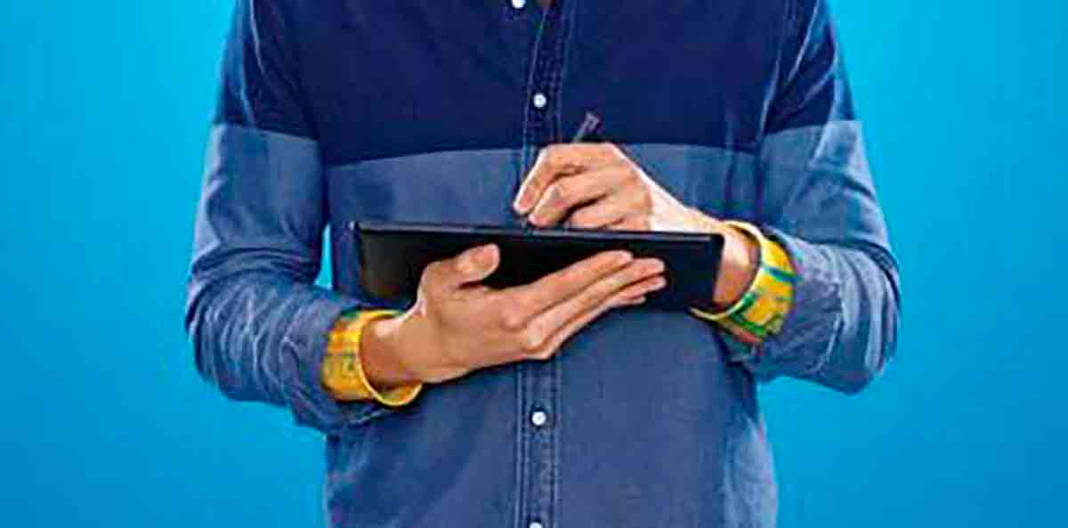 Los estudiantes universitarios empiezan a usar la tableta para estudiar