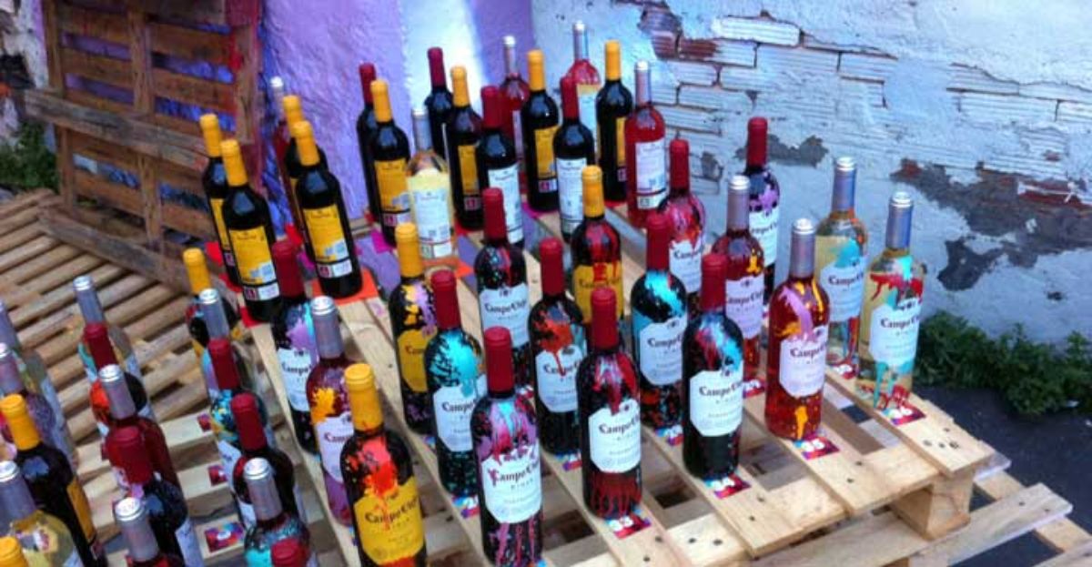 Botellas del Rioja de marca Campo Viejo.