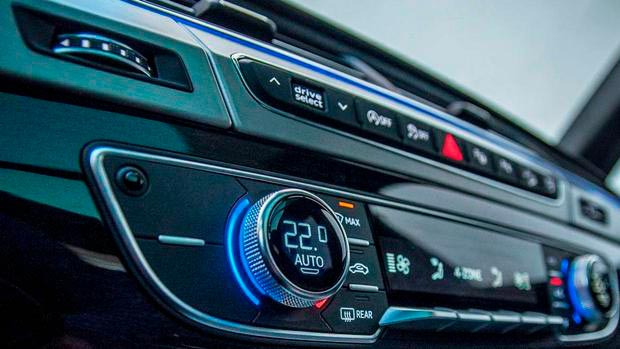 Cómo ahorrar combustible mientras utilizamos el aire acondicionado-1