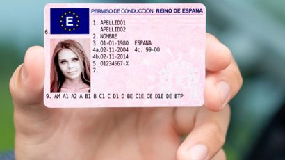 Ejemplo de un carnet de conducir en España.