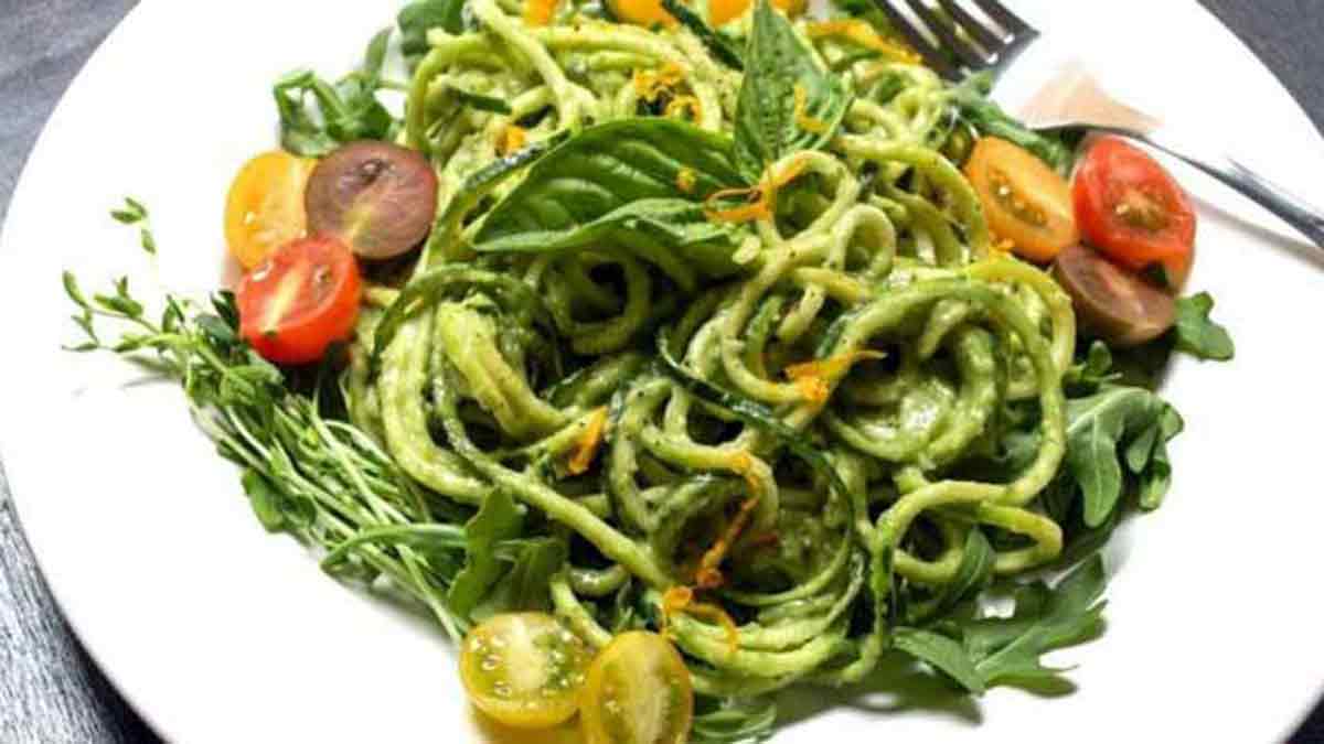Espaguetis veganos de calabacín en la Thermomix