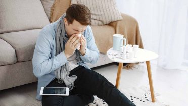 Si llevo mascarilla no me contagio y otros falsos mitos de la gripe y la Covid-19