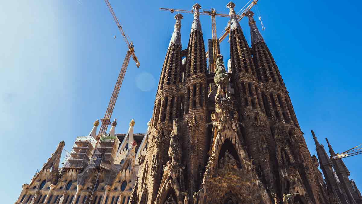 Visita de la fachada de la Sagrada Familia