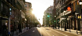 Cómo saber si puedo entrar en las zonas de bajas emisiones de Madrid con mi coche