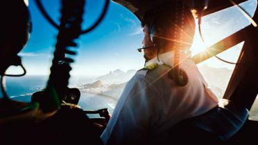 Cuánto cobra un piloto de avión, requisitos y formación