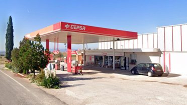 Cepsa amplia el descuento en sus gasolineras hasta final de 2022 y Repsol solo durante el verano