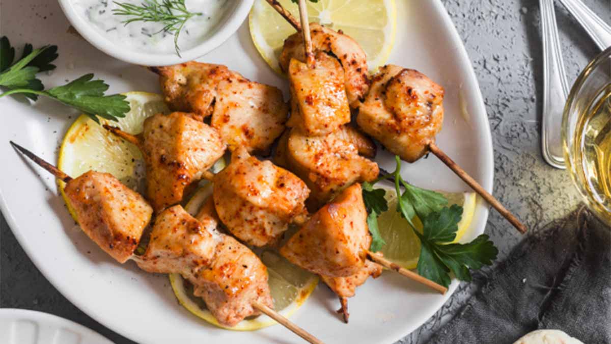 Pinchos de pollo con yogur