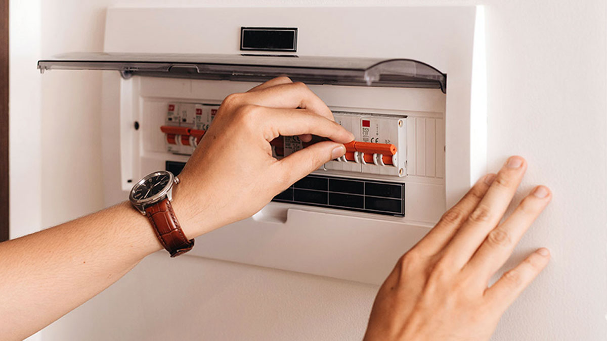 Cómo evitar que tu casa se incendie cuando te vas de vacaciones