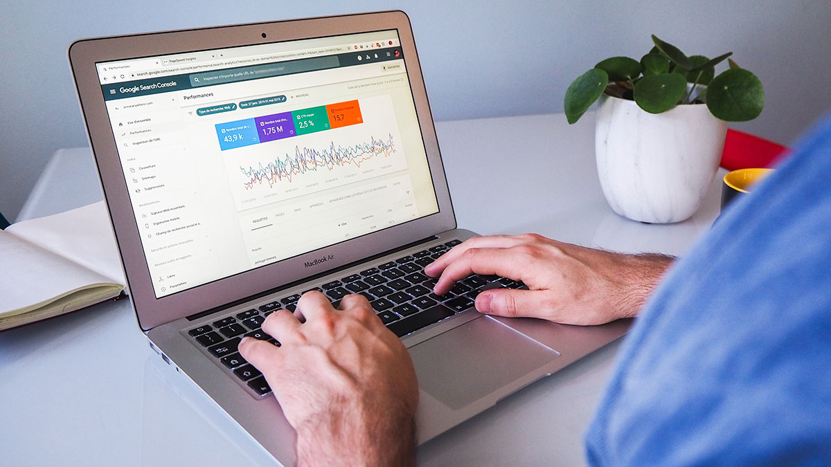 Los cursos de marketing online que puedes hacer desde casa con certificación oficial