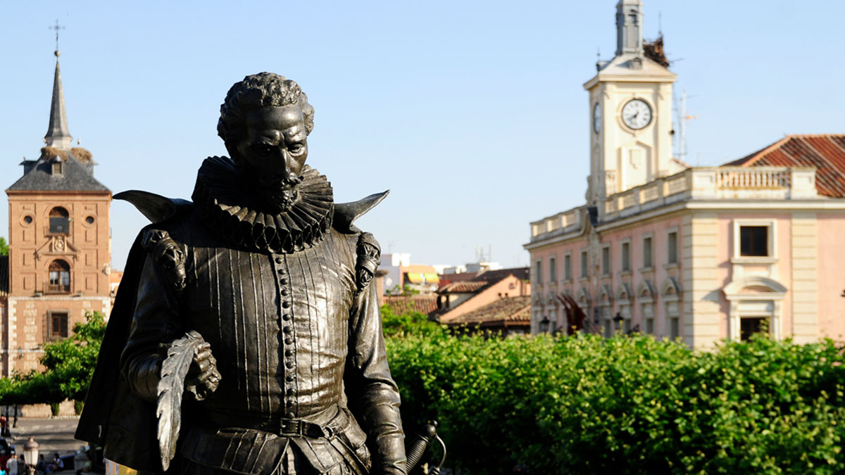 Estatua Miguel de Cervantes