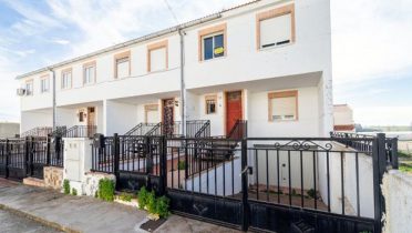 844 chalets y casas por menos de 50.000 euros a la venta en Servihabitat