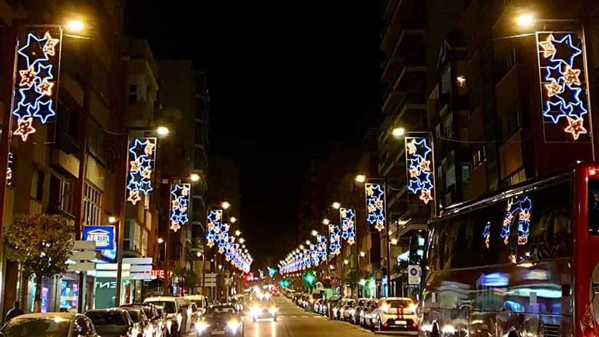 Calle con luces