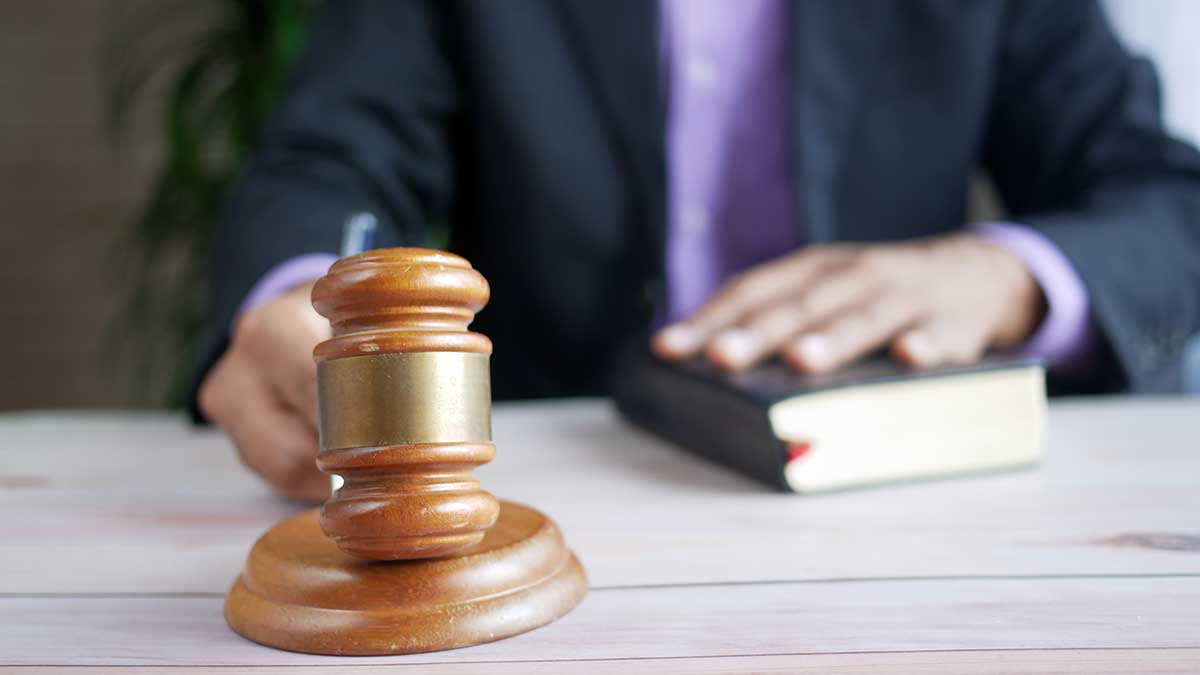 Las oposiciones mejor pagadas en España