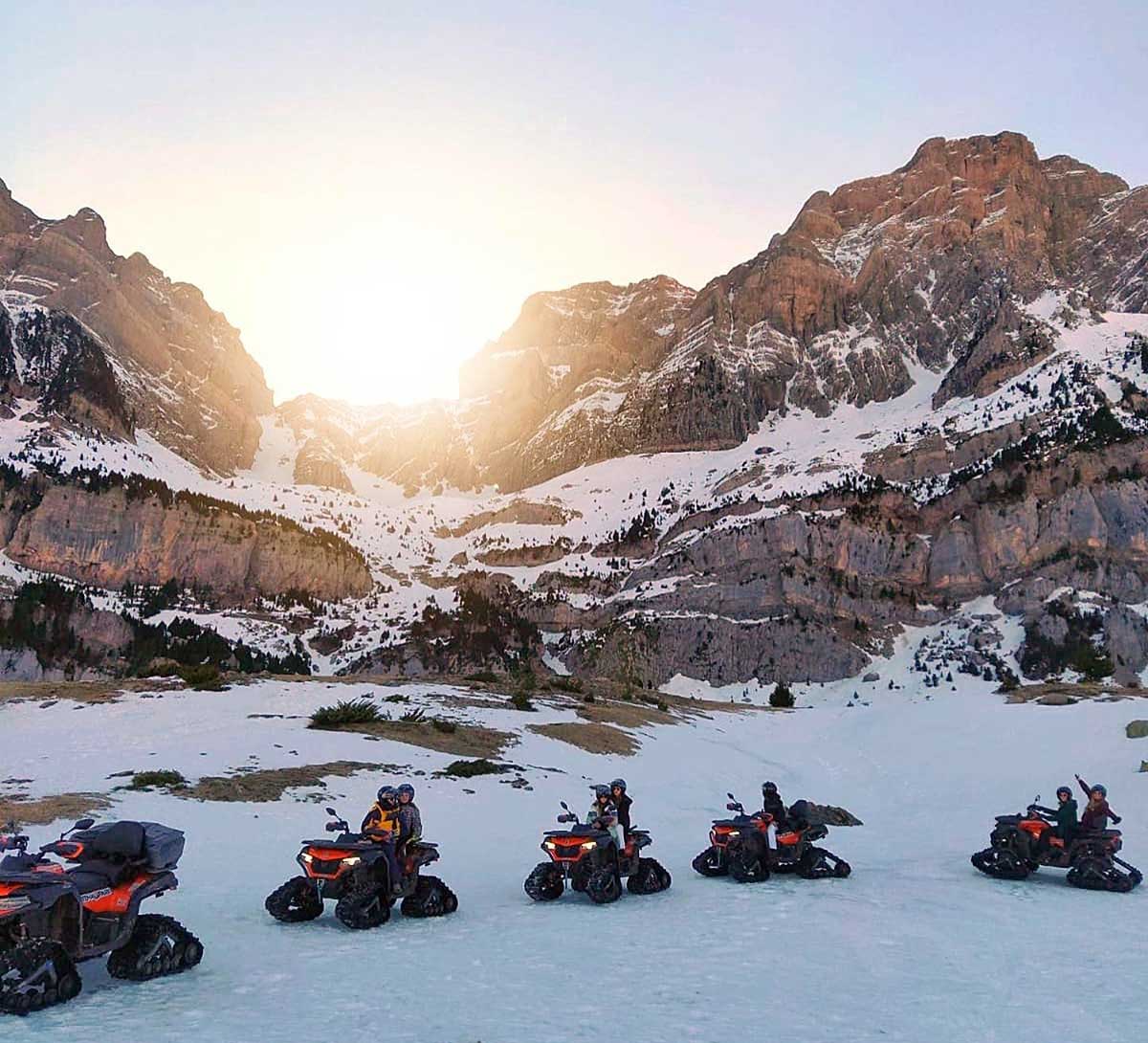 Excursión moto nieve