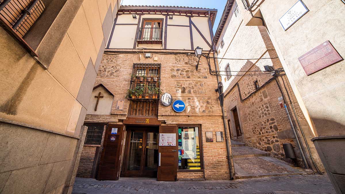 Ubicación de Alfileritos24