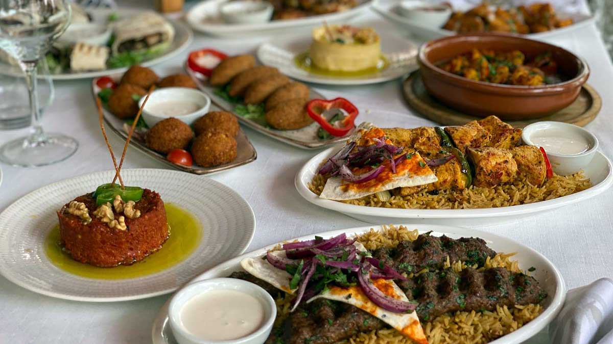 Platos de la comida jordana