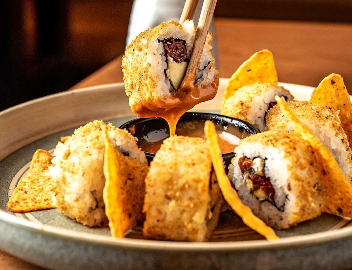 Ración compuesta de sushi