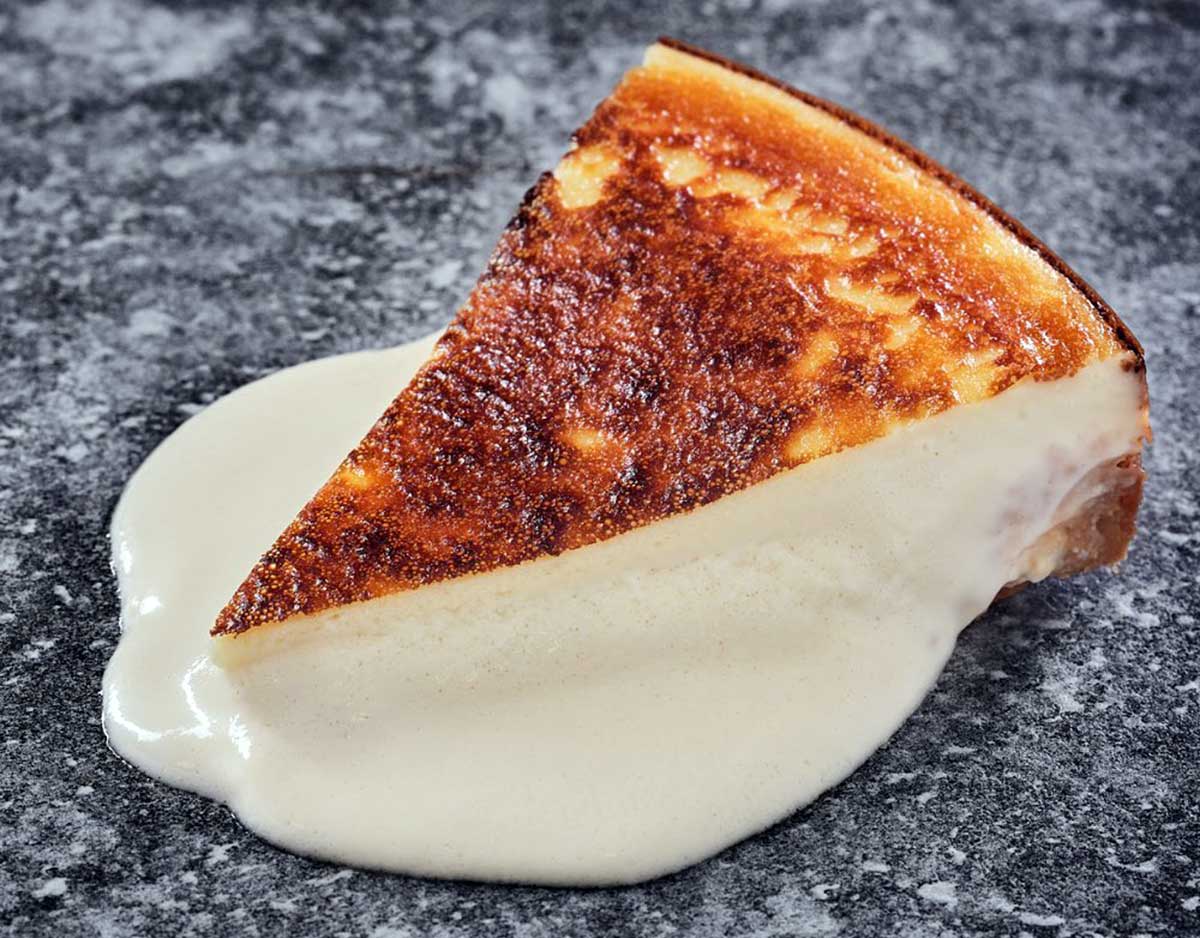 Porción de tarta de queso