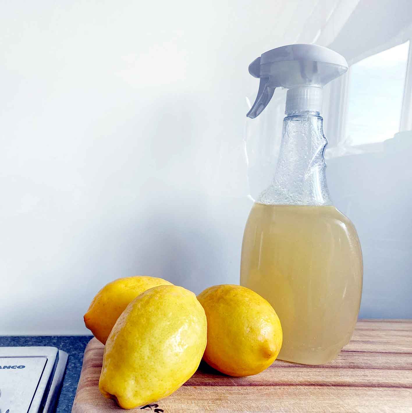 Espray con jugo de limón.