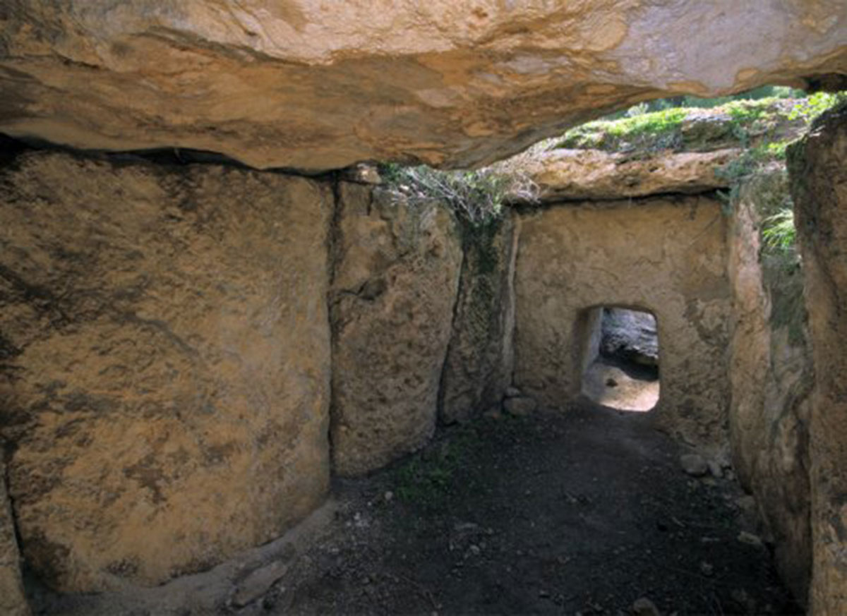 Formación de dólmenes