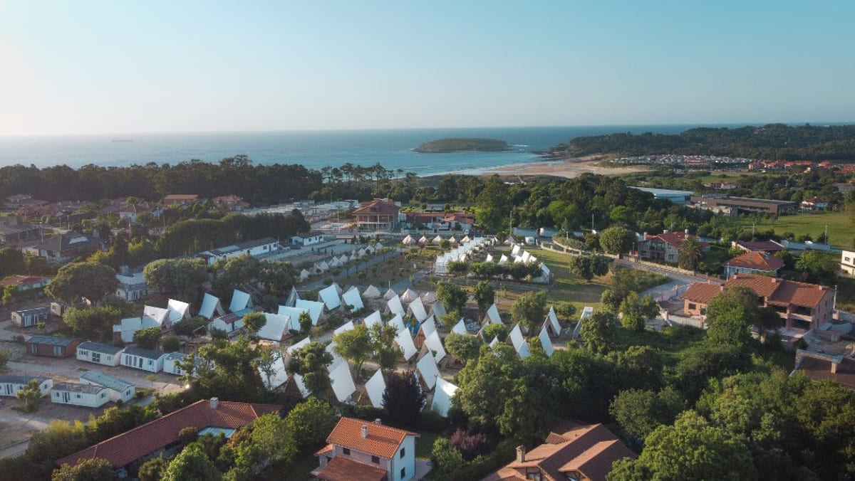 Glamping Kampaoh en Somo Playa, Cantabria.