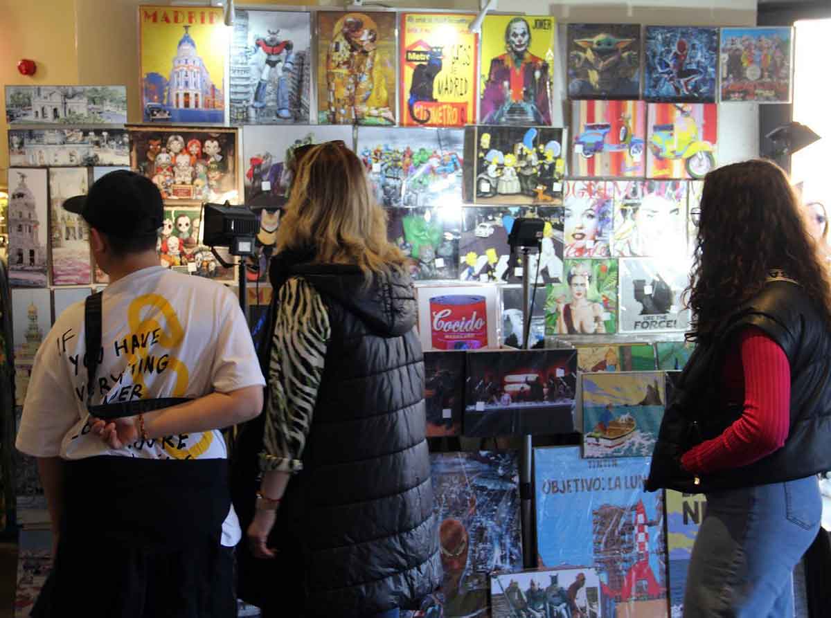Interior del mercado del Gat