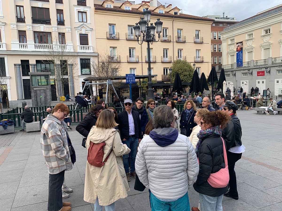 Ambiente en el Mercadillo de las Ranas