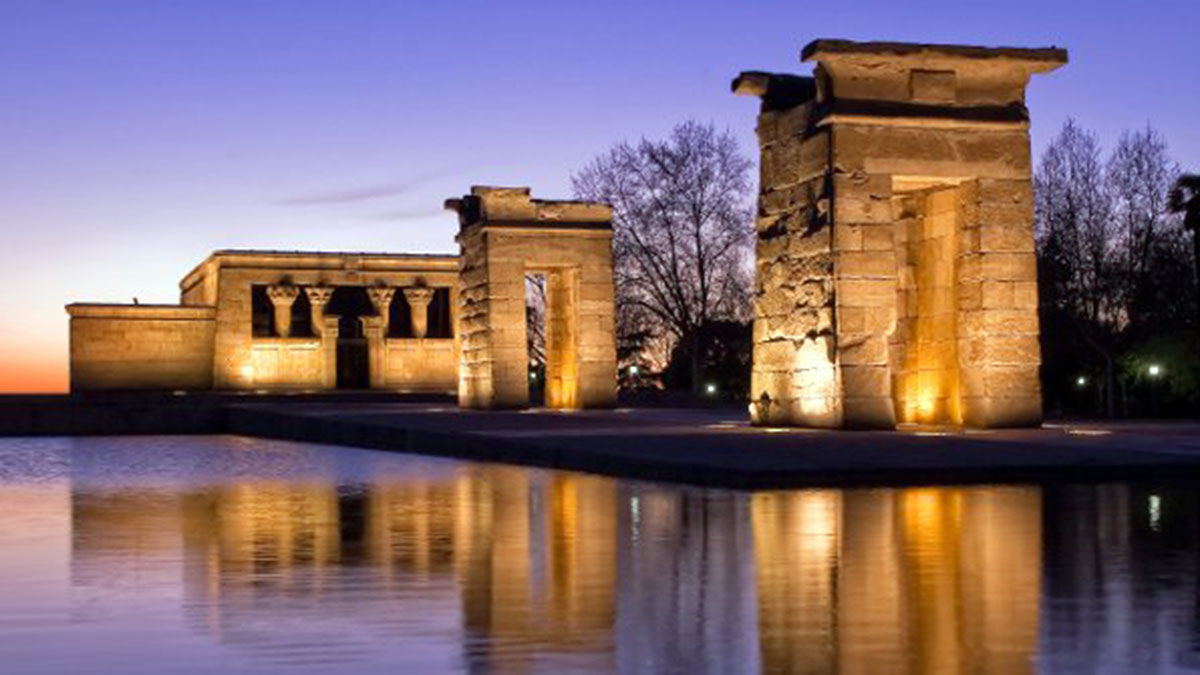Templo de Debod de noche