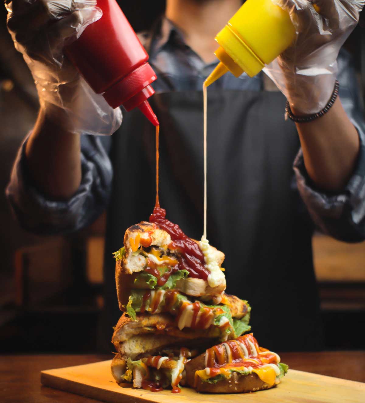 Salsas de bote ultraprocesadas.