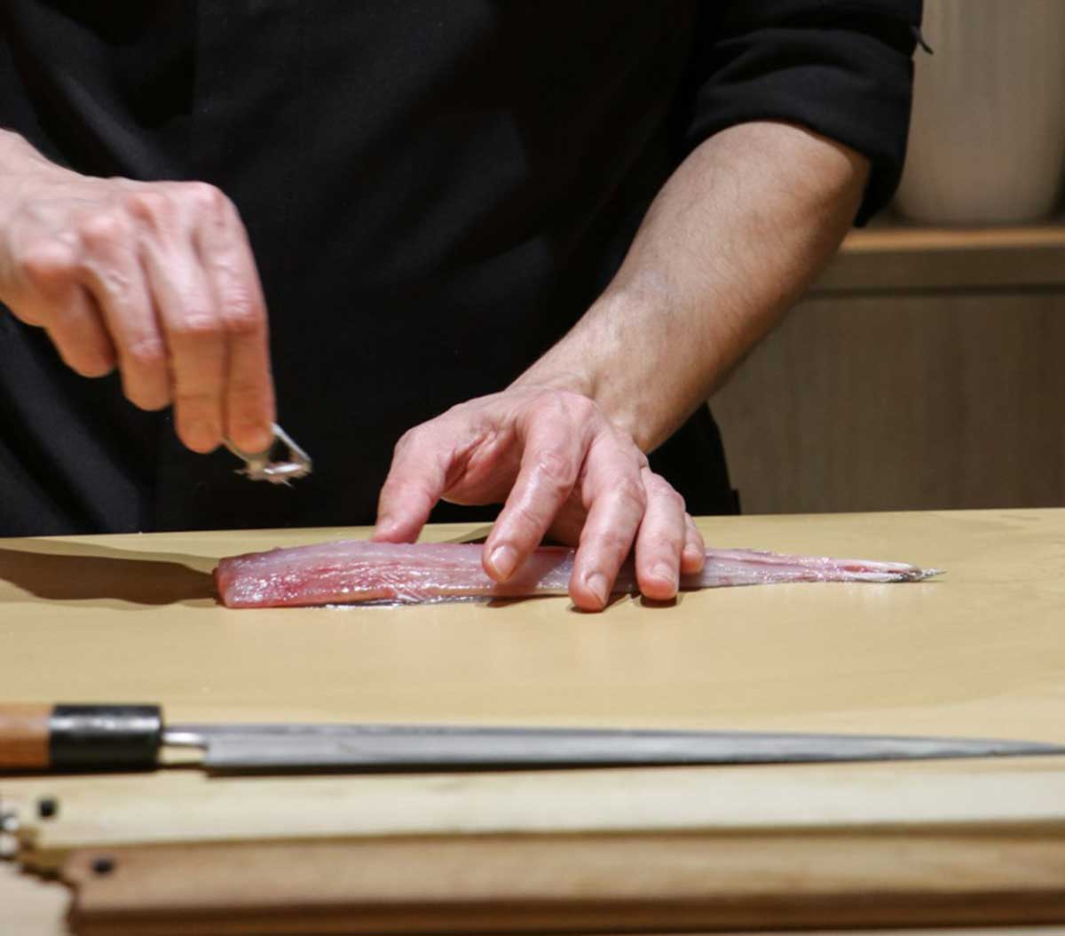 Corte de sashimi