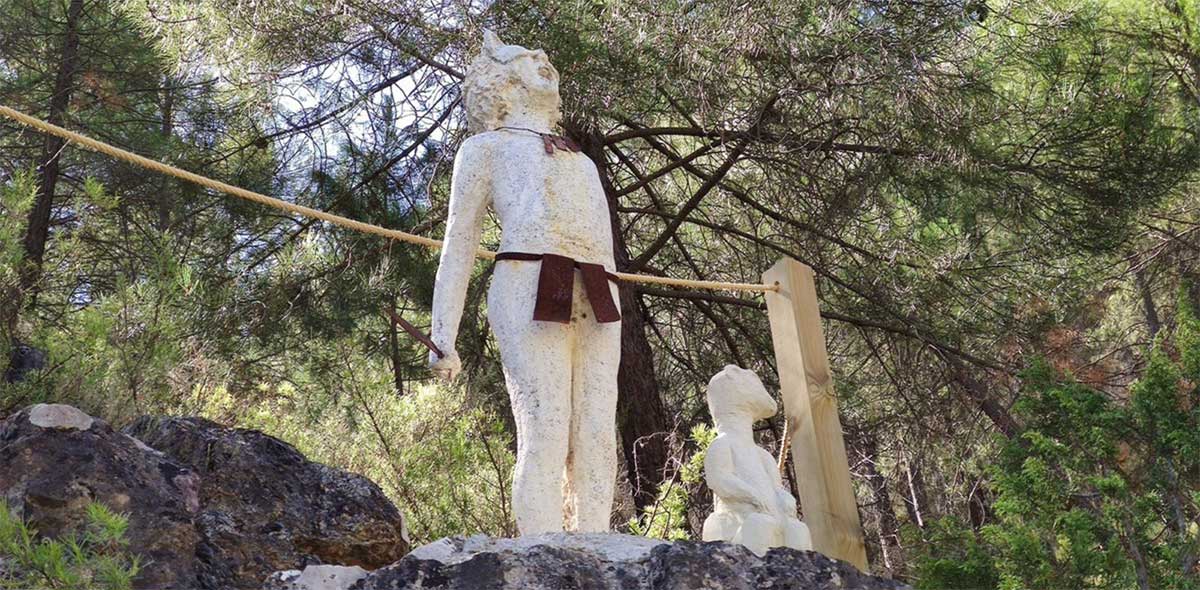 Muñecos de esculturas