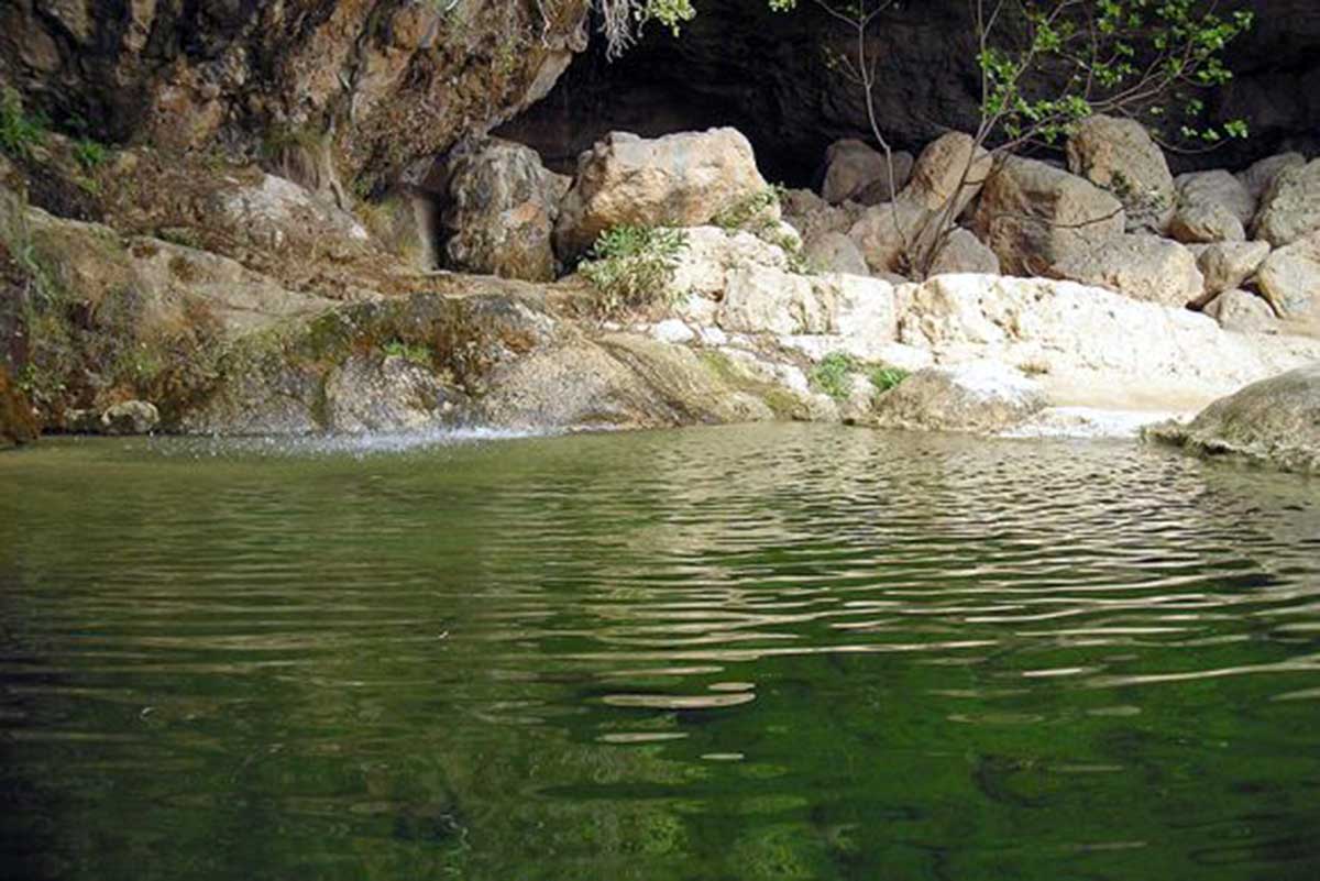 Piscina de la cueva